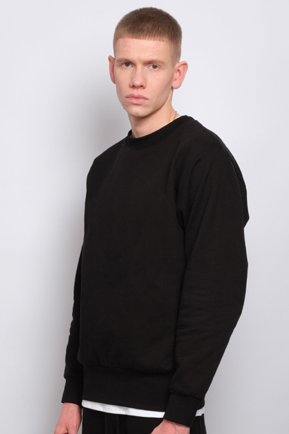 Crewneck Black 1056 - SIMPLUSH