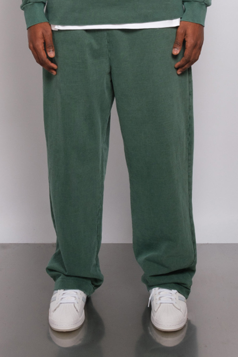Washed Straight Leg Jogger Forest 1102 - SIMPLUSH