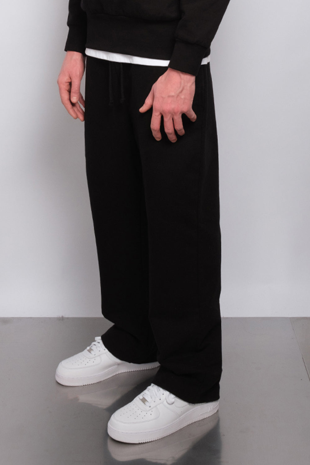 Straight Leg Jogger Black 1106 - SIMPLUSH